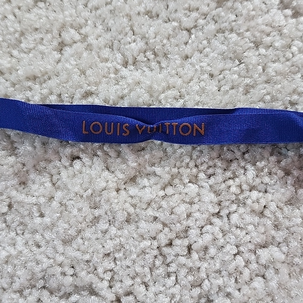 Louis Vuitton Ribbon